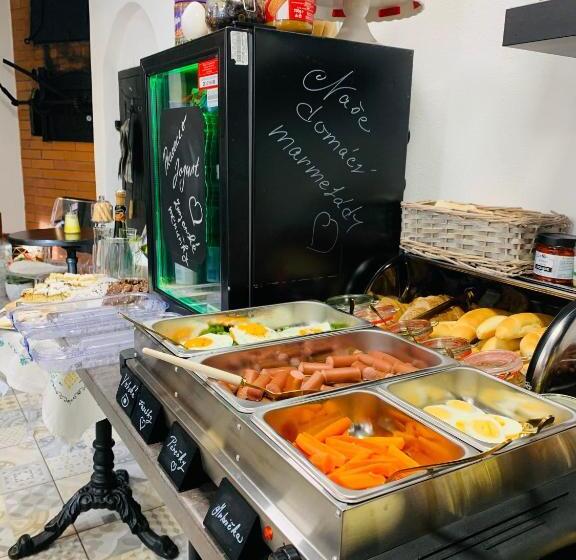 هاستل Boutique Apartments U Rolanda, Mikulášské Náměstí