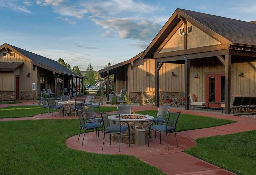 فندق صغير Golden Stone Inn