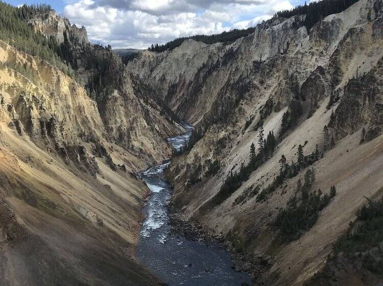 فندق صغير Golden Stone Inn