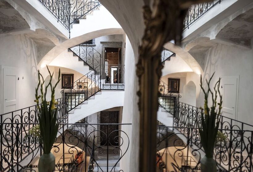 تختخواب و صبحانه Goldenstern Townhouse