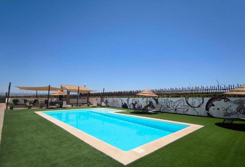 تختخواب و صبحانه La Bendita Locura