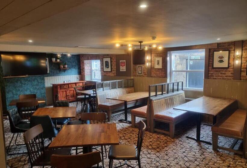 مبيت وإفطار The Diamond Inn