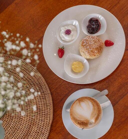 مبيت وإفطار The Willets Boutique