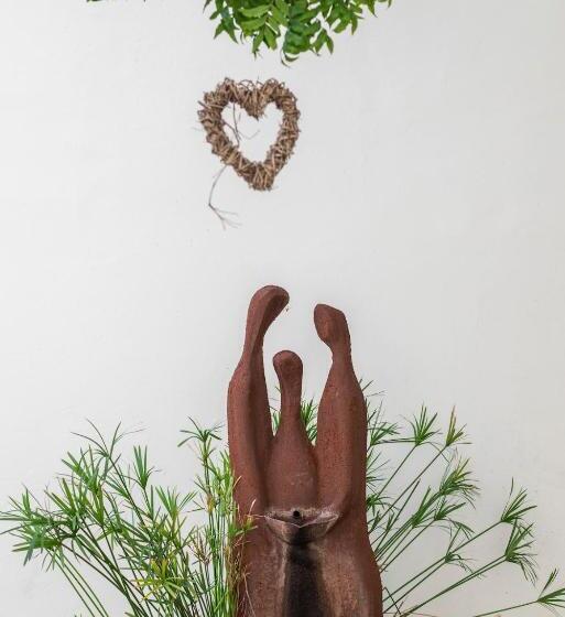 مبيت وإفطار The Willets Boutique