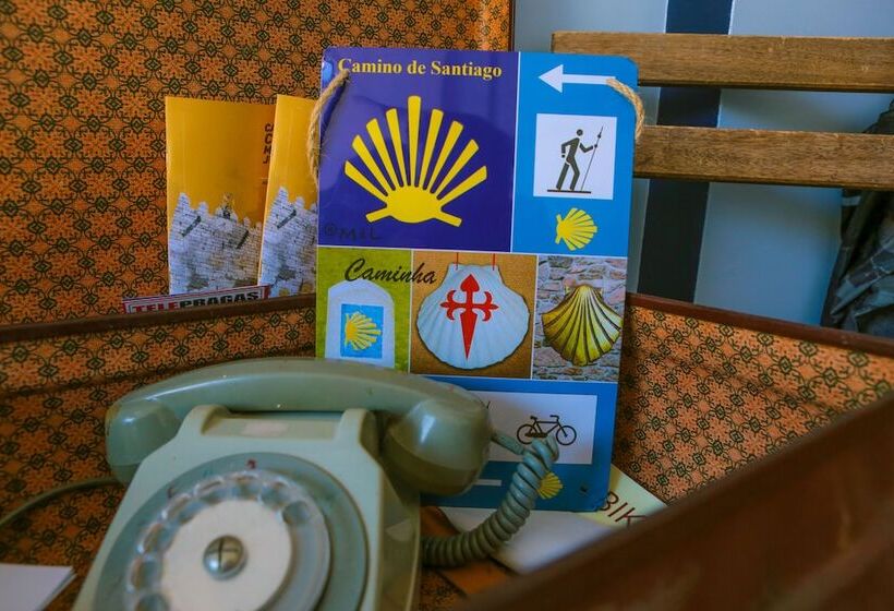 Caminha Hostel & Suites