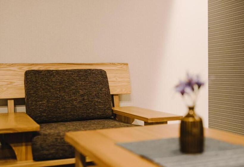 Grand Base Karatsu Ekiminami