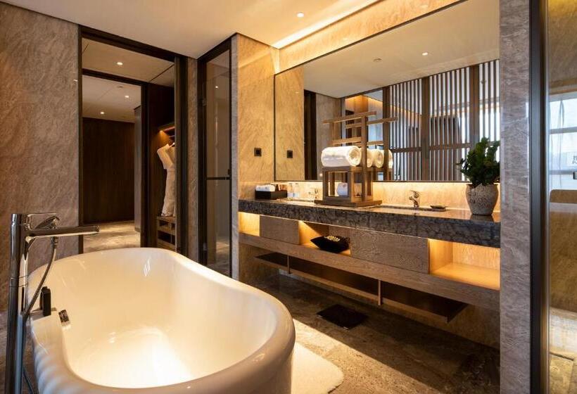 هتل Jinling Grand