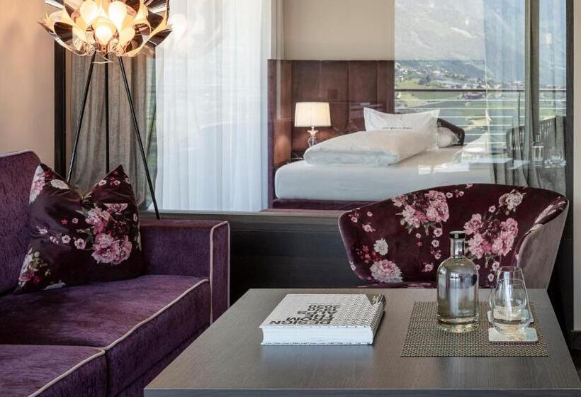 Отель Prunner Luxury Suites Adults Only