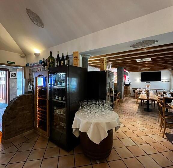 Osteria Hotel Centovini