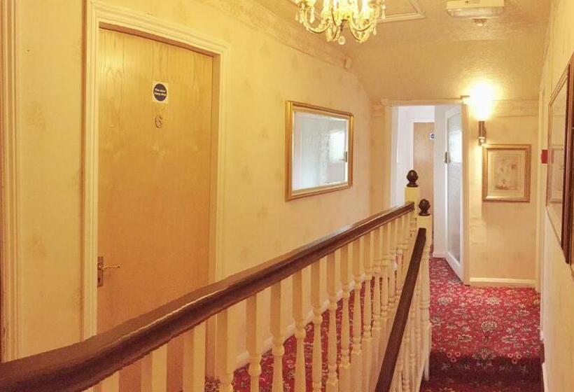 بنسيون Blythewood Guest House