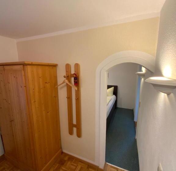 Пансион Gästehaus Kochelsee