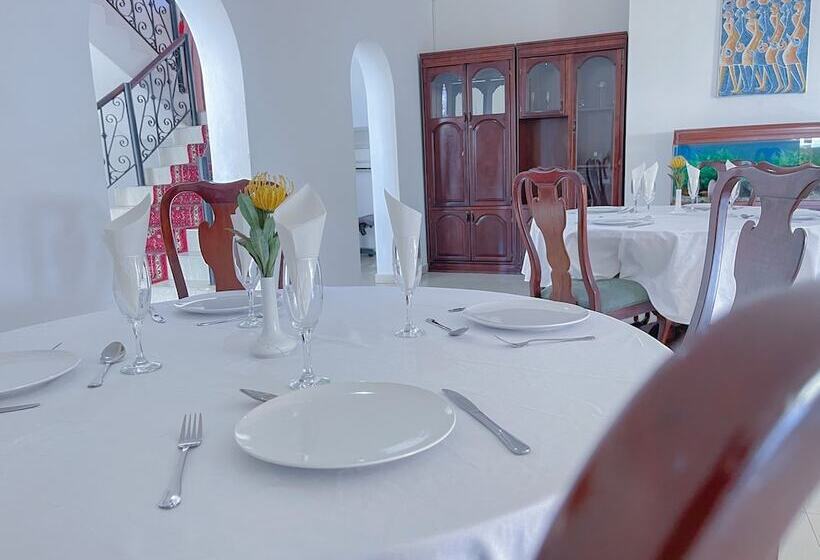 ペンション Kamsa Royal Guest House