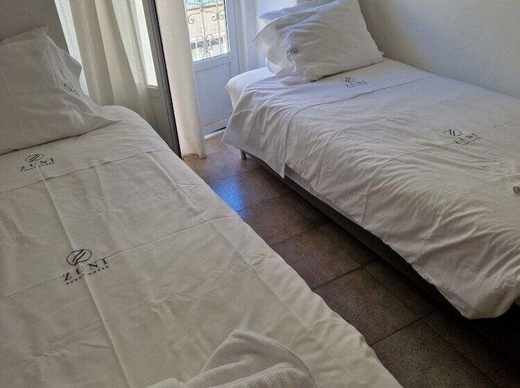 پانسیون Zuni Guest House