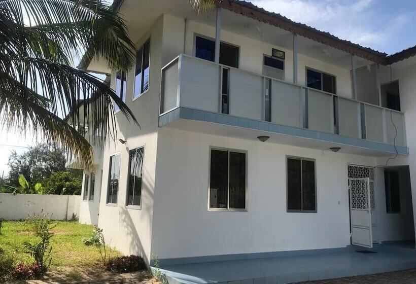 مبيت وإفطار Twin Villa