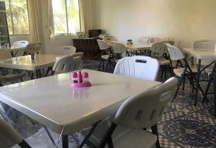 مبيت وإفطار Twin Villa