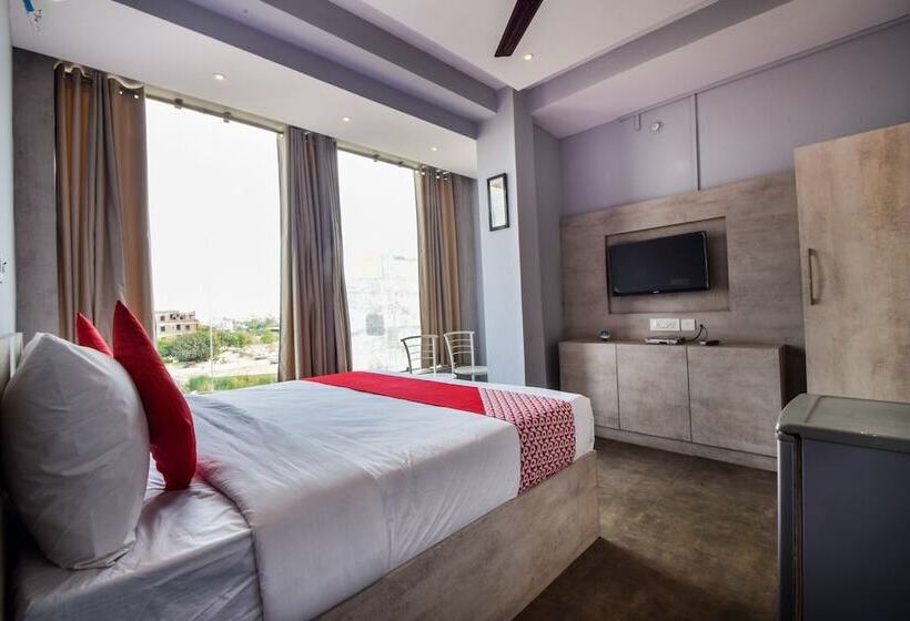 Отель O Kanchan Residency