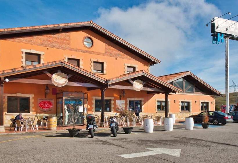 فندق Reinosa Atalaya La Vega