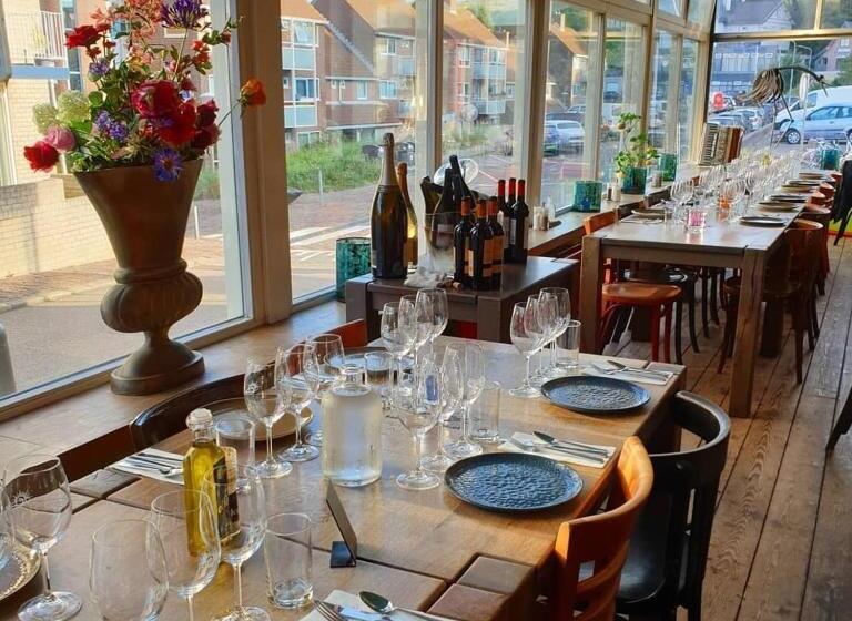 Отель Sonnevanck Wijk Aan Zee