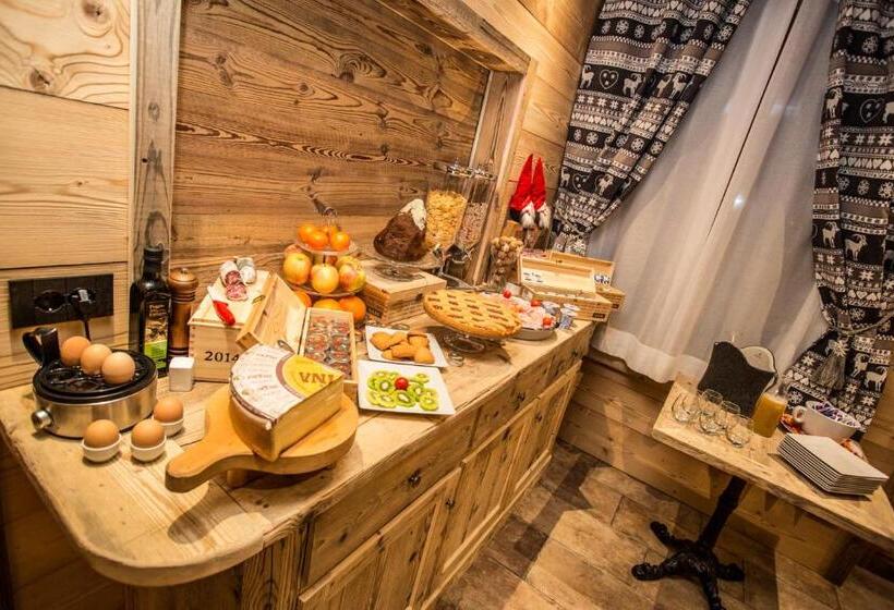 ペンション Alpine Rooms Guesthouse