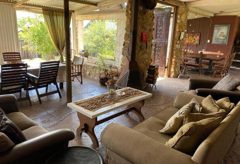 פנסיון Bohemian Garden Cottages