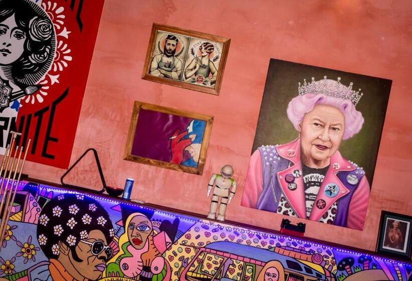 بنسيون Candy Pepper