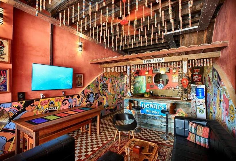 بنسيون Candy Pepper