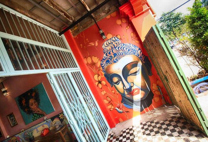 بنسيون Candy Pepper