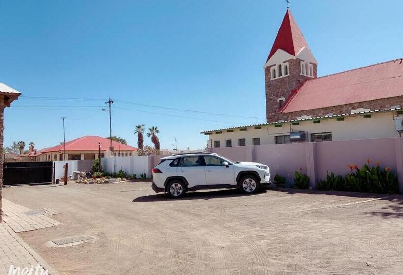 פנסיון Keetmanshoop Self Catering