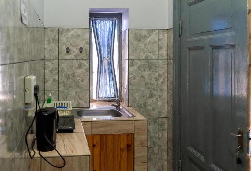 פנסיון Keetmanshoop Self Catering