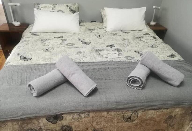 פנסיון Keetmanshoop Self Catering