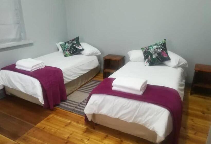 פנסיון Keetmanshoop Self Catering