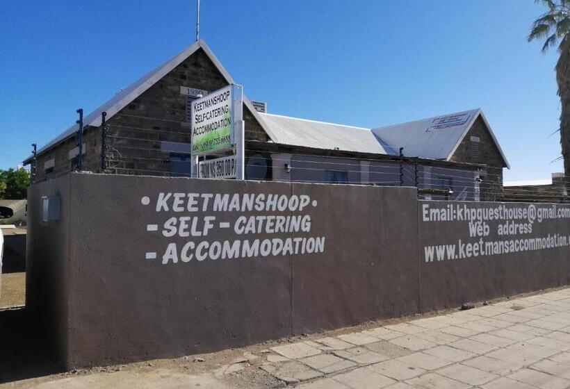 פנסיון Keetmanshoop Self Catering
