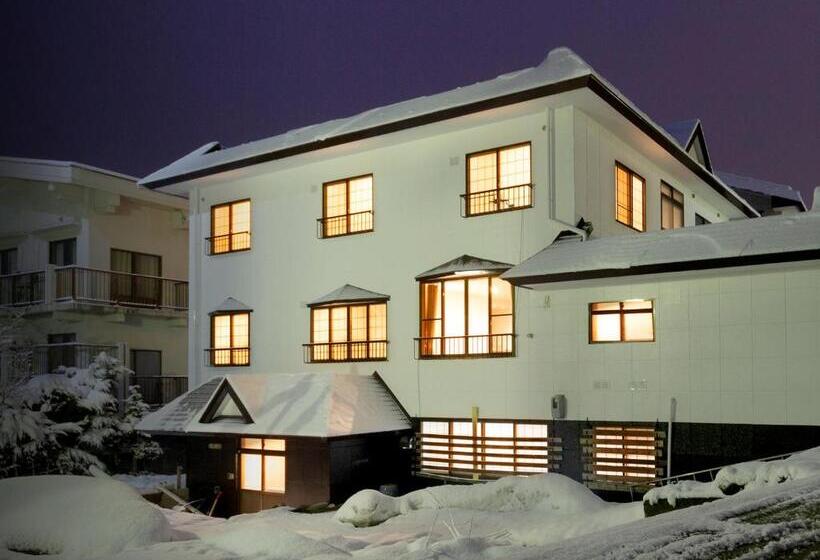 پانسیون Nozawasnow