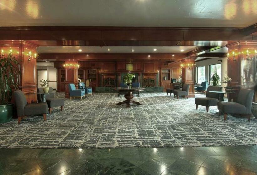 Azure Hotel&suites Ontario Trademark Collection By Wyndham