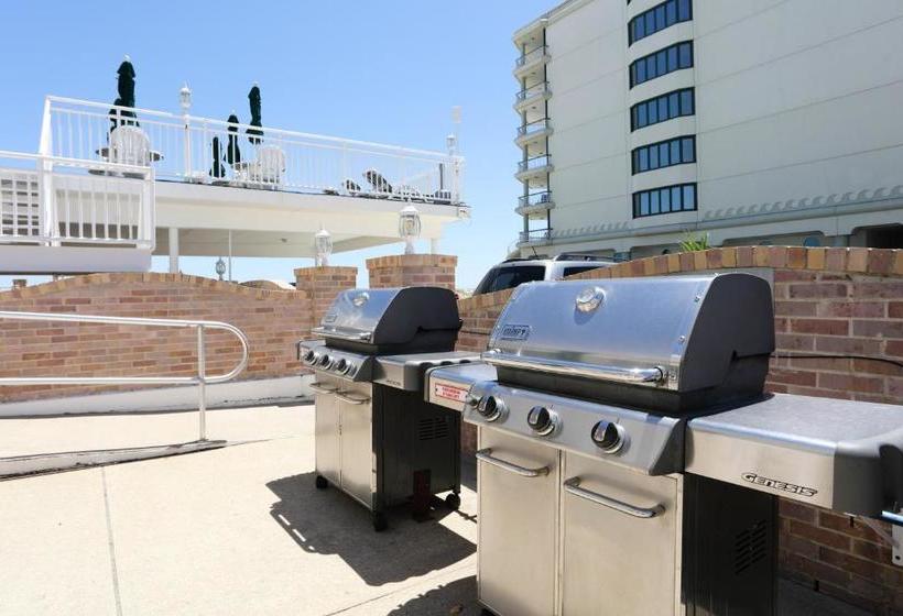 Commander By The Sea Motel