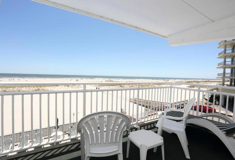 Commander By The Sea Motel