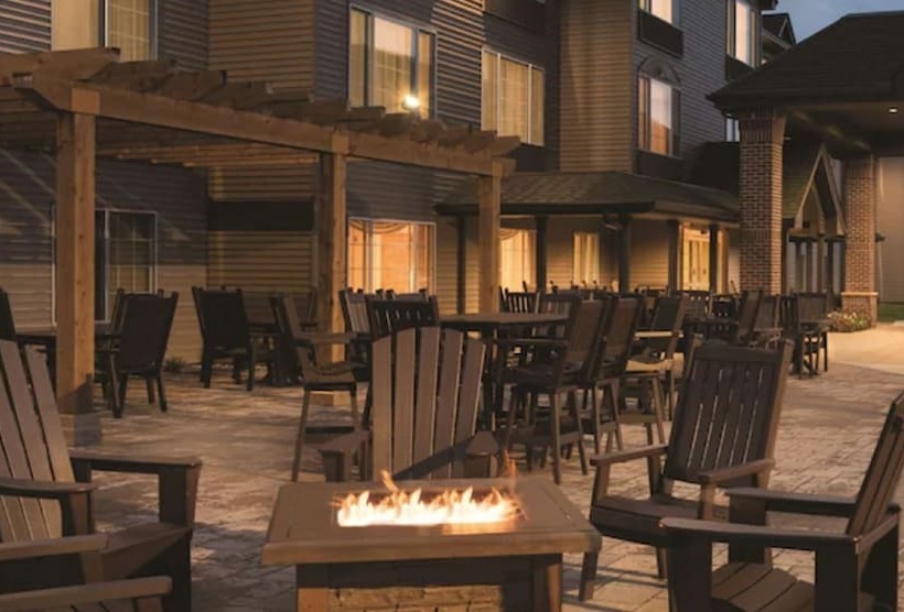Country Inn & Suites By Radisson, Mankato Hotel And Conference Center, Mn