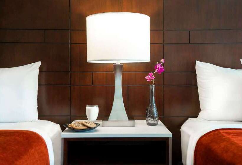 Alo Hotel By Ayres, Orange