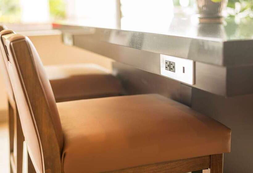 Alo Hotel By Ayres, Orange