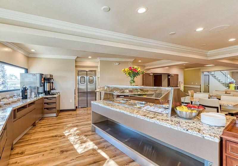 Amanzi Hotel, Ascend Hotel Collection