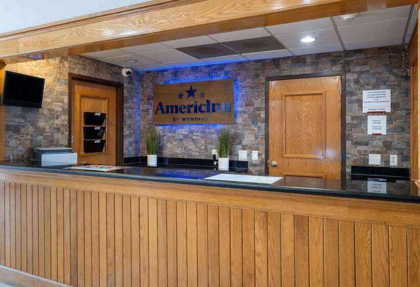 هتل Americinn By Wyndham Cedar Rapids North