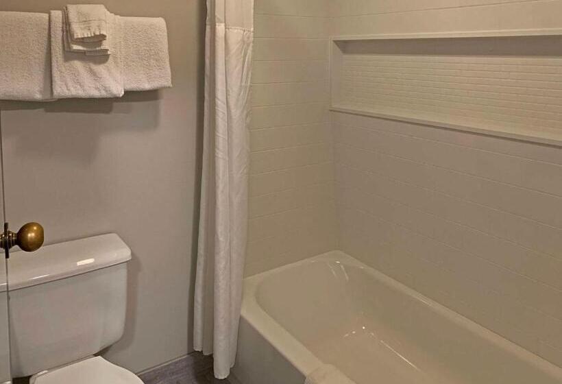 The Bradford Hotel, Ascend Hotel Collection