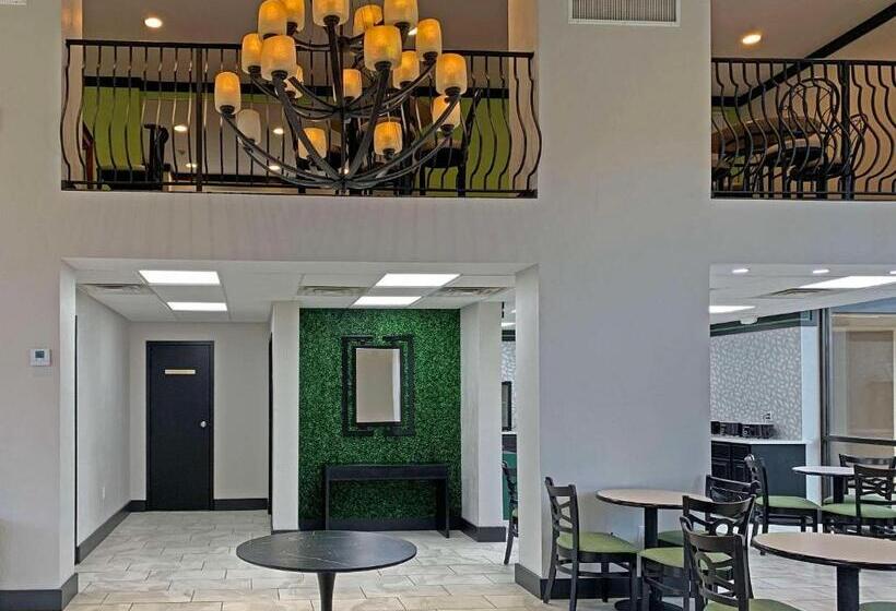 The Bradford Hotel, Ascend Hotel Collection