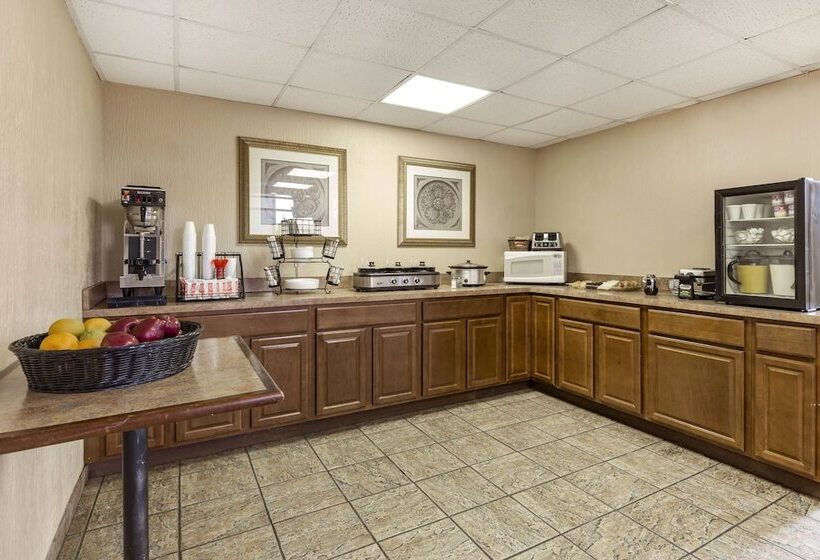 The Bradford Hotel, Ascend Hotel Collection