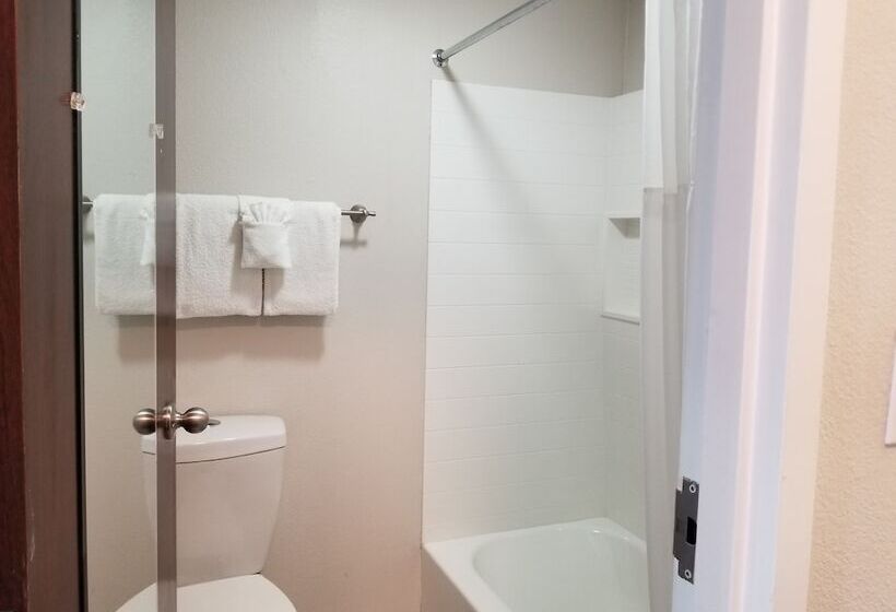 The Bradford Hotel, Ascend Hotel Collection