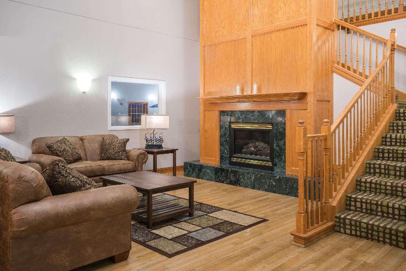 Отель Baymont By Wyndham Albany