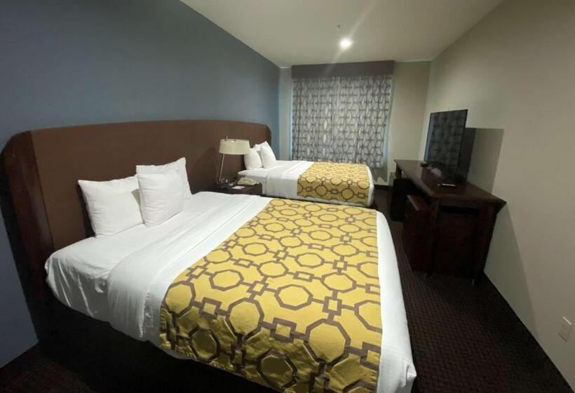 Отель Baymont By Wyndham Colorado Springs