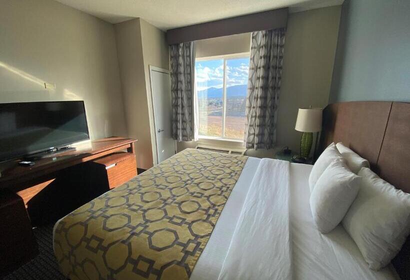 Отель Baymont By Wyndham Colorado Springs
