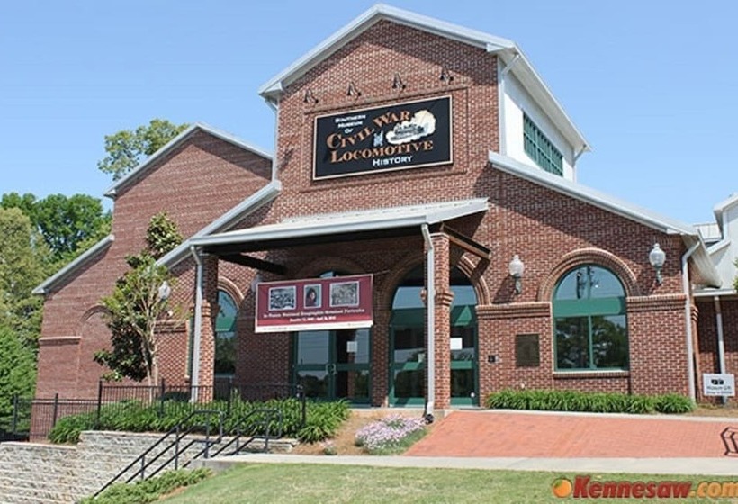 בית מלון כפרי Baymont By Wyndham Kennesaw