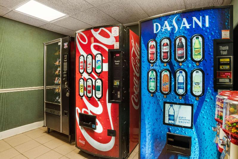 Отель Baymont By Wyndham Montgomery Al